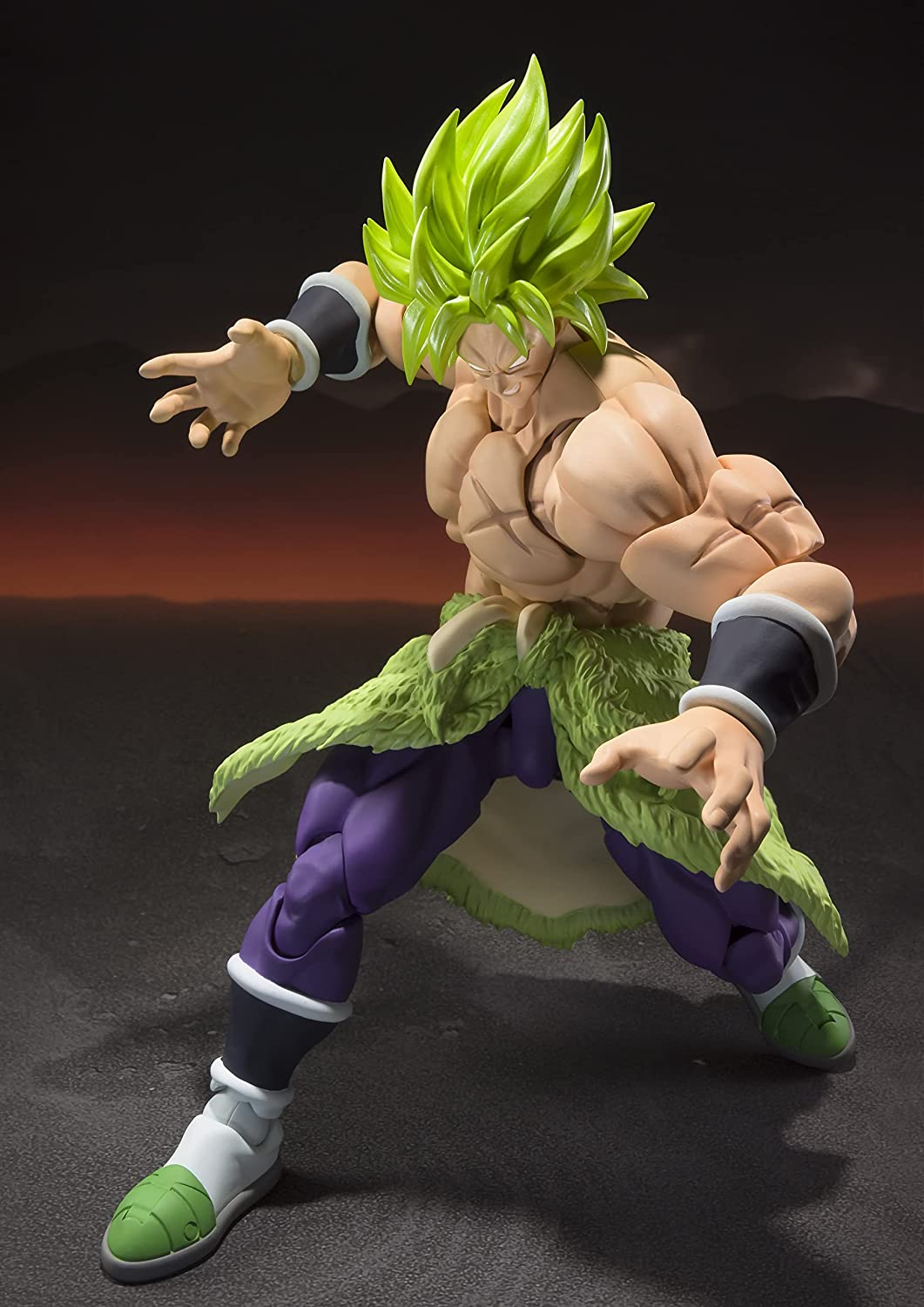 TAMASHII NATIONS Bandai S.H. Figuarts Super Saiyan Broly Full Power Dragon Ball Super: Broly