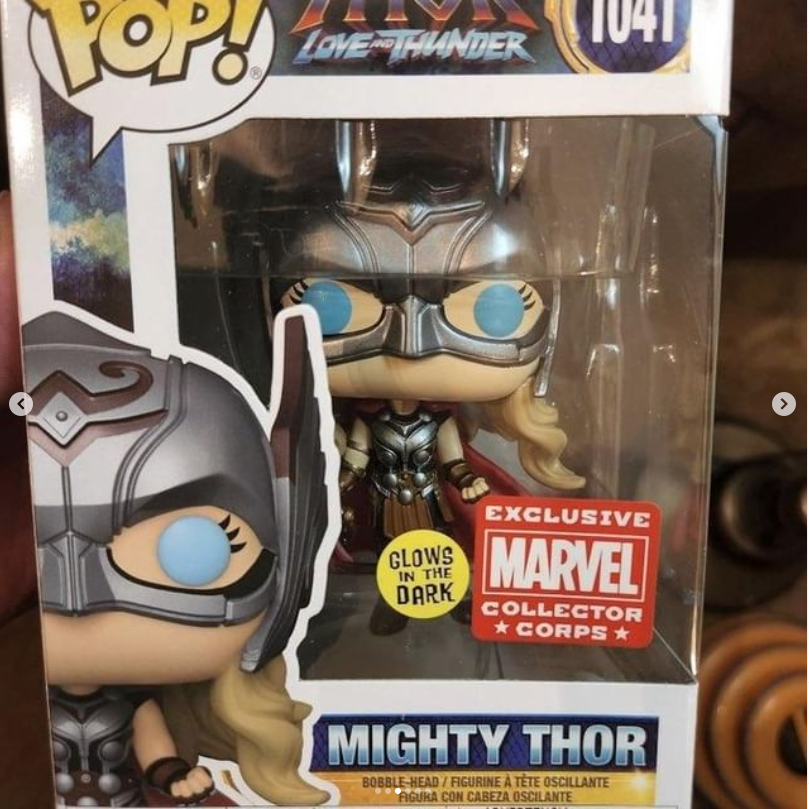 Marvel Collector Corps Thor Love and Thunder Talla S